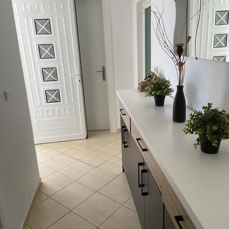 Flora'S Place Sarande Exterior photo